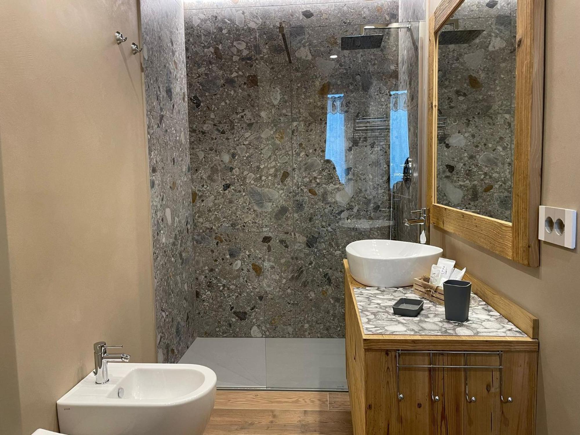 Trilogy Apartment Аоста Екстериор снимка